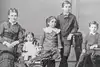 Ein Familienbild aus dem Jahr 1883: Bertha Benz mit ihren Kindern Thilde, Clara, Eugen und Richard (von links). Eugen war der Großvater von Jutta Benz.